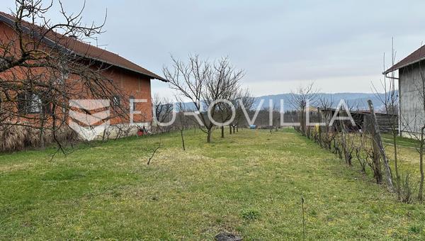 Požega, aile evi için arsa