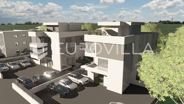 Kaštel Stari, dvosoban stan s pogledom na more na odličnoj lokaciji
