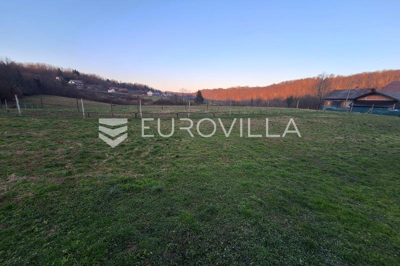 Netretic, Jarce Polje, dům 250 m², 150 m k řece Dobra - 19