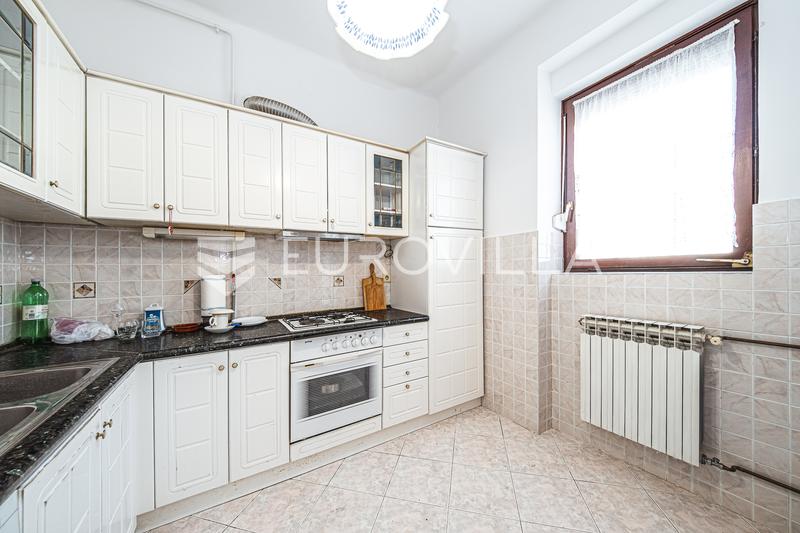 Zagreb, Sentrum, 2-roms leilighet 75 m² med balkong - 4