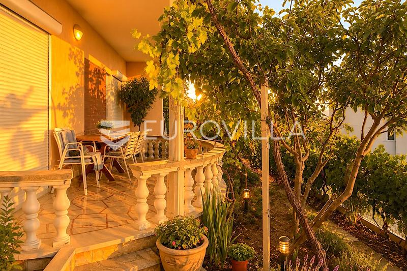 Makarska-Veliko Brdo casa con due appartamenti separati, garage e splendida vista mare - 11