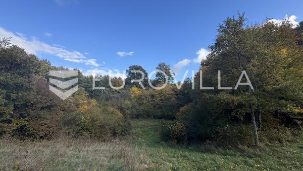 İstirya, Heki, İstirya'nın kalbinde 2000 m² arsa - indirimli fiyat