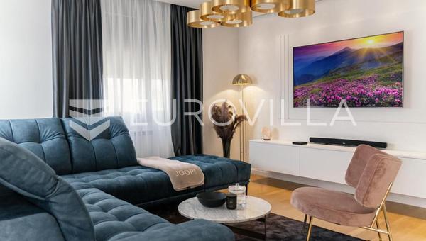 Zagreb, Savica, luksuzan trosoban stan s parkingom 92 m²