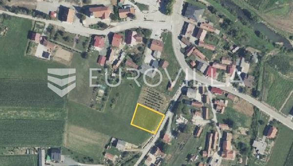 Ivanec, Margecan, parcela edificable en una excelente ubicación 978 m².