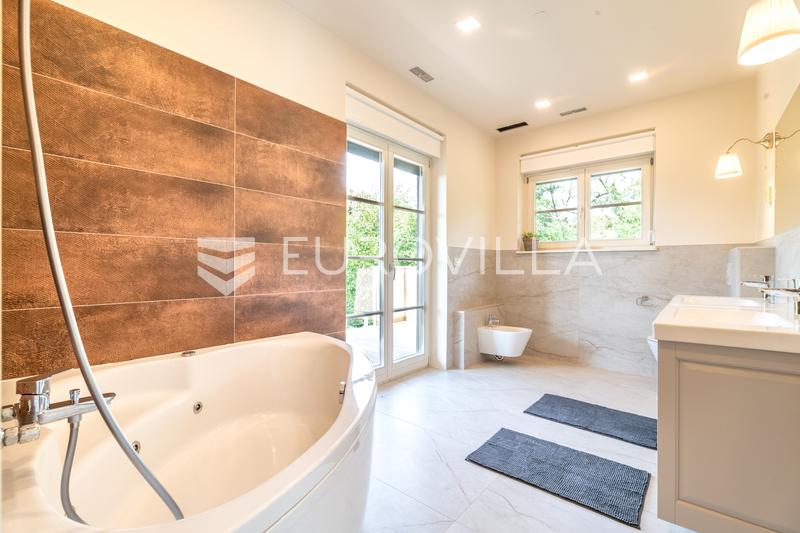 Záhřeb, Remete, třípokojový penthouse se dvěma parkovacími místy - 9