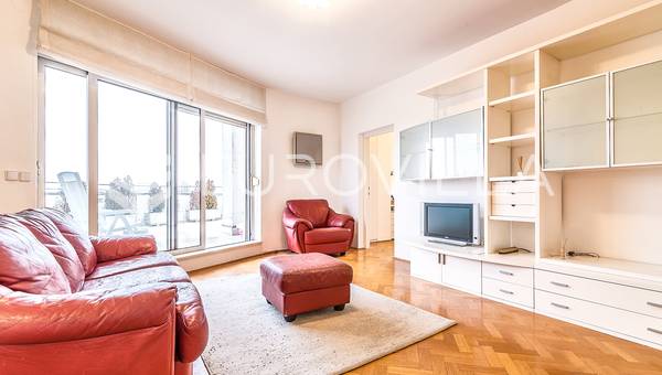 Zagreb, Horvaćanska, svijetao i funkcionalan trosoban penthouse 93 m² garaža