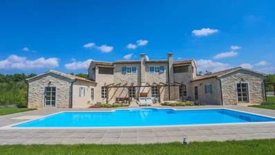 Istrie, Rajki, villa en pierre avec piscine