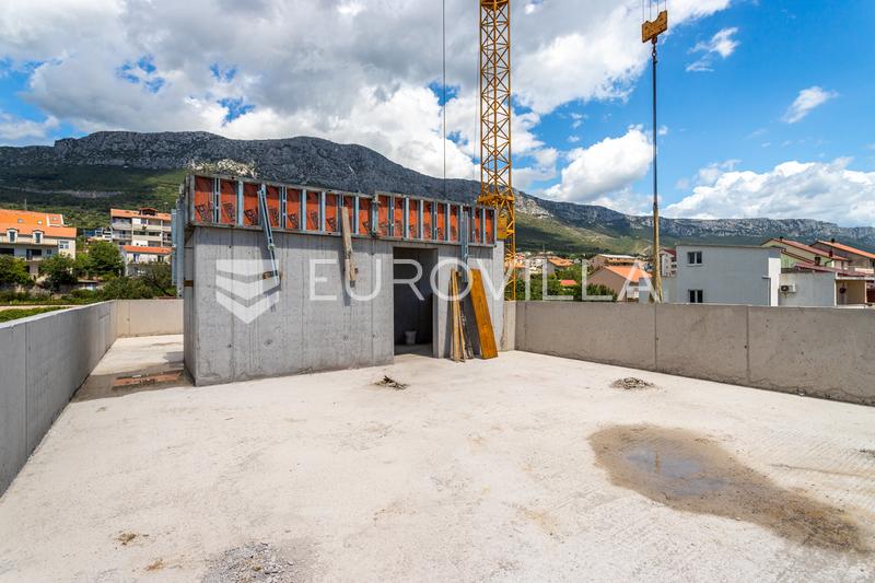 Kastel Gomilica - apartamento de dois quartos com terraço na cobertura - 5