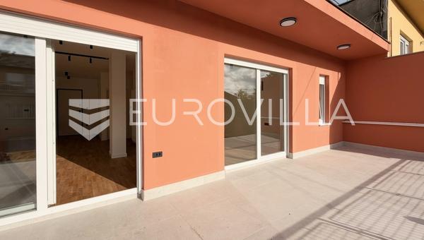 Zagreb, Maksimir, smuk trerums penthouse med terrasse, 80 m²