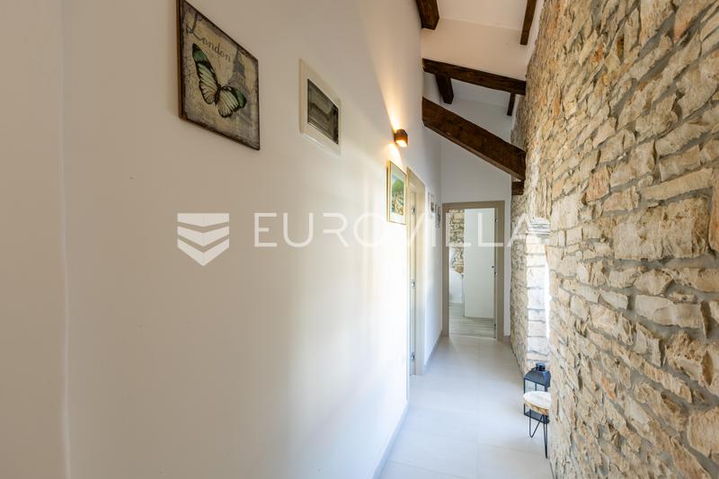 Istria, Svetvinčenat - Odnowiony kamienny dom z basenem i przestronnym terenem - 44