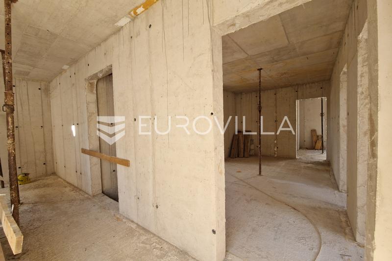 Vir - Földszinti apartman medencével és 3 hálószobával, mindössze 100 m-re a strandtól - 3