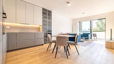 Zagabria, Heinzelova, VMD, appartamento bilocale di 82 m² con 2 posti auto in garage.