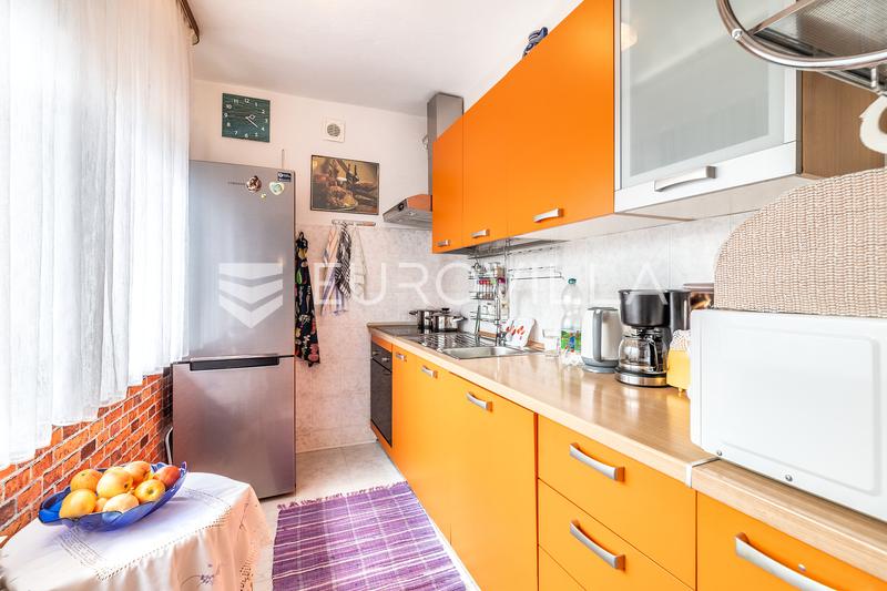Zagreb, Zitnjak, Kanalski put, rummeligt 242 m² familiehus med have og terrasse - 6