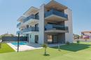 Tribunj, novo edifício, apartamento no rés-do-chão com piscina - 1