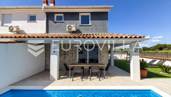 Ístria, Pula, casa com piscina para aluguel de longa duração