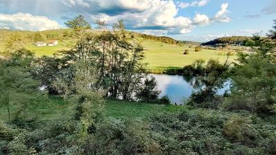 Ozalj, Grdun, zemědělská půda 8429 m² se 2 budovami