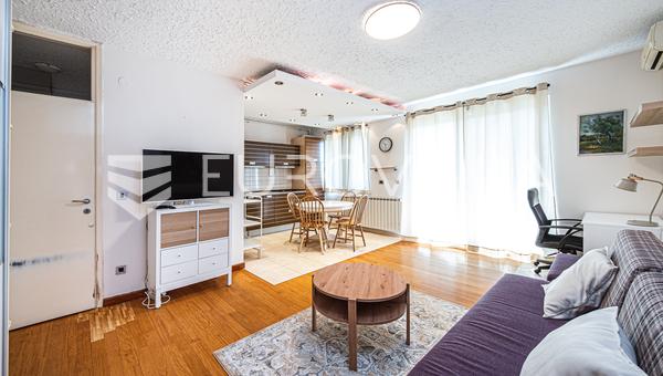 Zagreb, Volovcica, funktionel etværelses lejlighed 52 m²