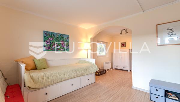 Encantadora casa en Novi Marof, Presecno