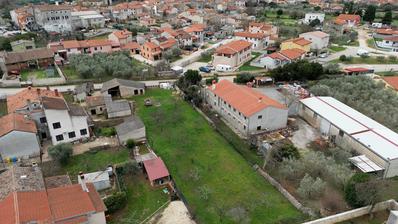 Ístria, Vodnjan - 1043 m² de terreno para construção com edifício existente