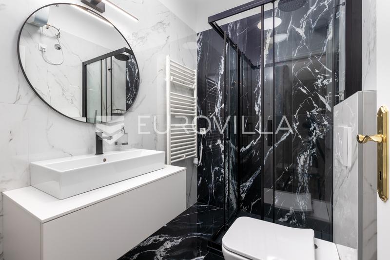 Rijeka, Centrum, luxusně zařízené kancelářské prostory 87 m² - 8
