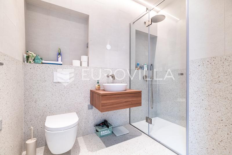 Zagreb, Franjo Tuđman Square, beautiful three-bedroom apartment 120 m², 2parking space, storage room - 10