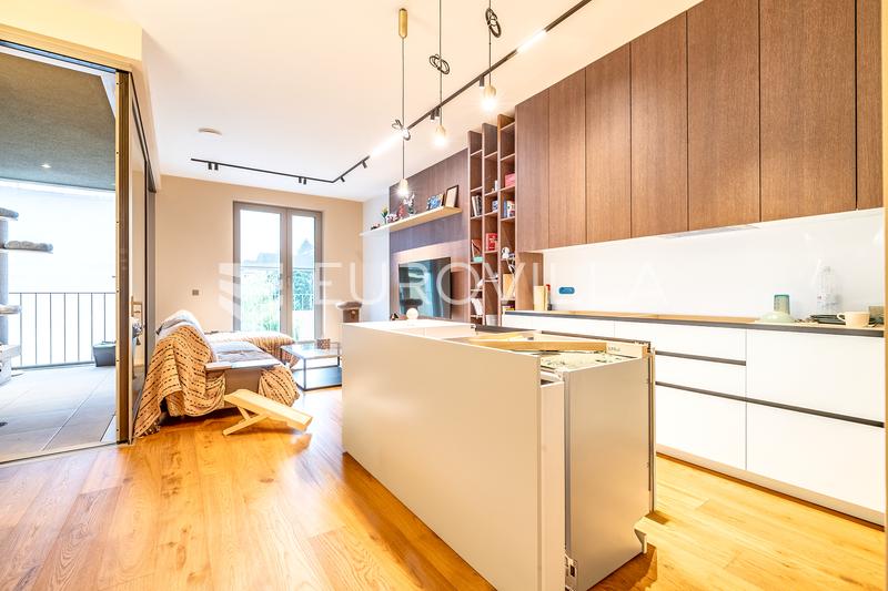 Zagreb, Franjo Tuđman Square, beautiful three-bedroom apartment 120 m², 2parking space, storage room - 5