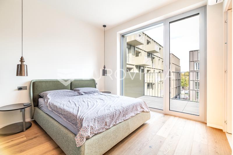 Zagreb, Franjo Tuđman Square, beautiful three-bedroom apartment 120 m², 2parking space, storage room - 9