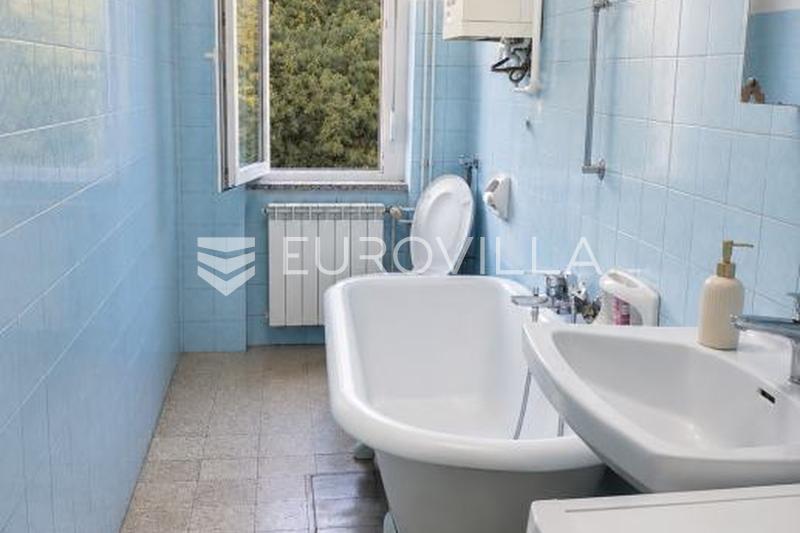 Rijeka, Belveder, trosoban stan 58,61 m² s pogledom na more - 8