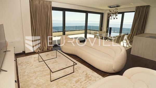 Opatija, luxus apartman kiváló helyen, 140 m²
