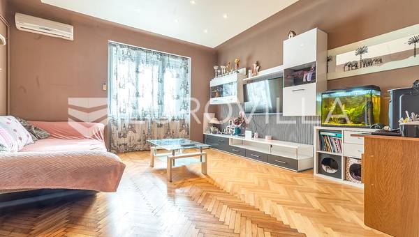 Zagreb, Bauerova, iki odalı daire 68 m²