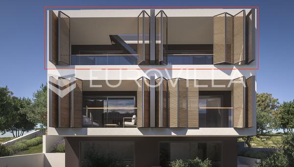 Vodice, moderno apartamento dúplex con jardín en una exclusiva nueva construcción