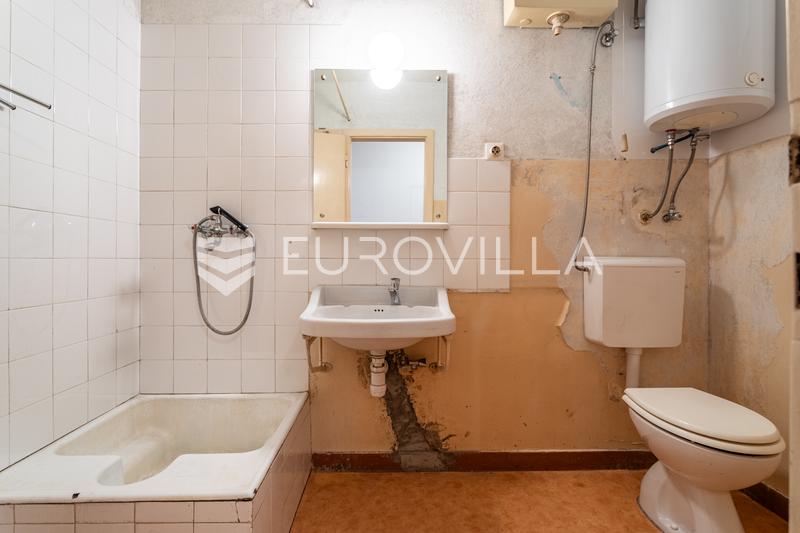Split, Bačvice - Pojisan, vynikajúci dvojizbový byt s rozlohou 61 m². - 13