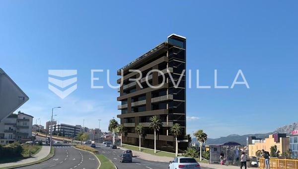 Split, Mejaši, Moderni uredski prostor u novogradnji s liftom