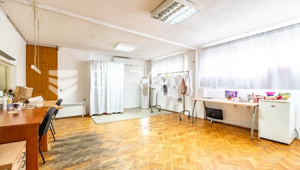 Zagreb, Maksimir, espace bureau / local commercial 71 m²
