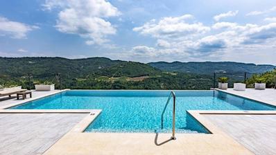 Istria, Cerovlje, vysnívané sídlo v srdci prírody, ideálne na bývanie a cestovný ruch