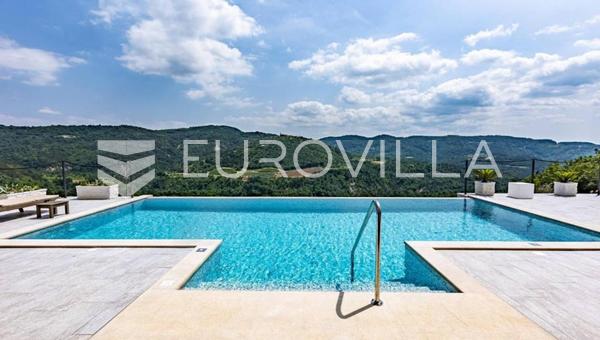 Ístria, Cerovlje, uma propriedade de sonho no coração da natureza, ideal para habitação e turismo