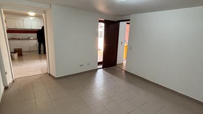 Pola, Sicici - spaziosa casa su tre piani