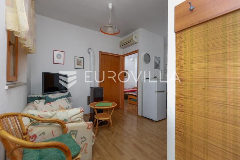 Crikvenica, Grižane, ház kerttel egy 1327 m²-es telken - 15