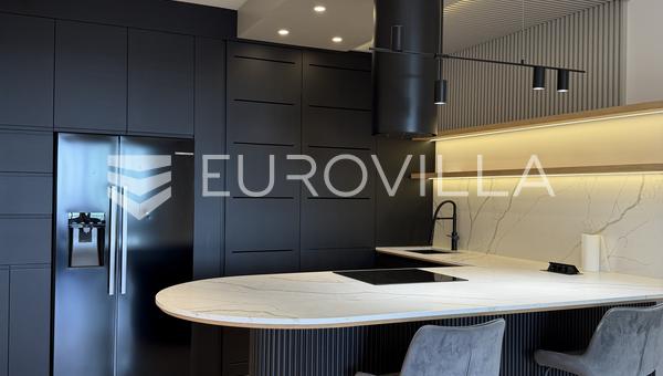 Zágráb, VMD Heinzelova, luxus két hálószobás lakás 94 m², garázs