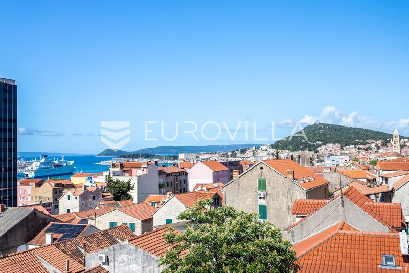 Split, exkluzivní penthouse s výhledem na moře a město - 29