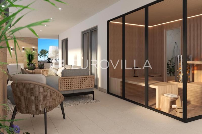 Split, exkluzivní penthouse s výhledem na moře a město - 9