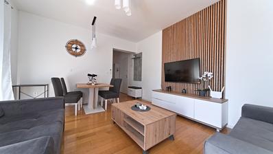Osijek, Gornji grad, moderní penthouse s garáží a krytou terasou