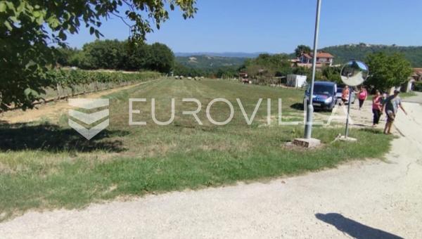Cerovlje, Draguc, cazip ve geniş imarlı arsa