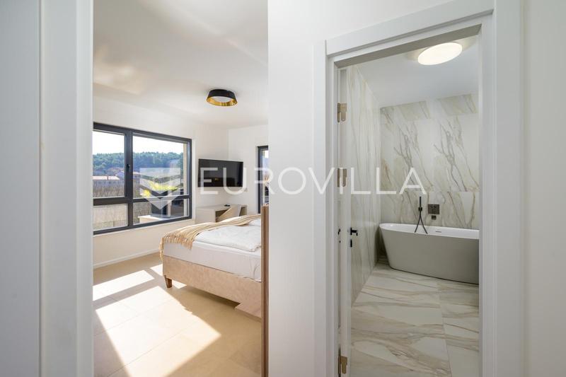 Istrie, Rovinjsko selo, location d'une maison moderne de 210 m² avec piscine chauffée, sauna et jacuzzi - 20