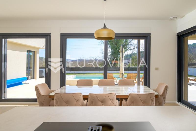 Istrie, Rovinjsko selo, location d'une maison moderne de 210 m² avec piscine chauffée, sauna et jacuzzi - 8