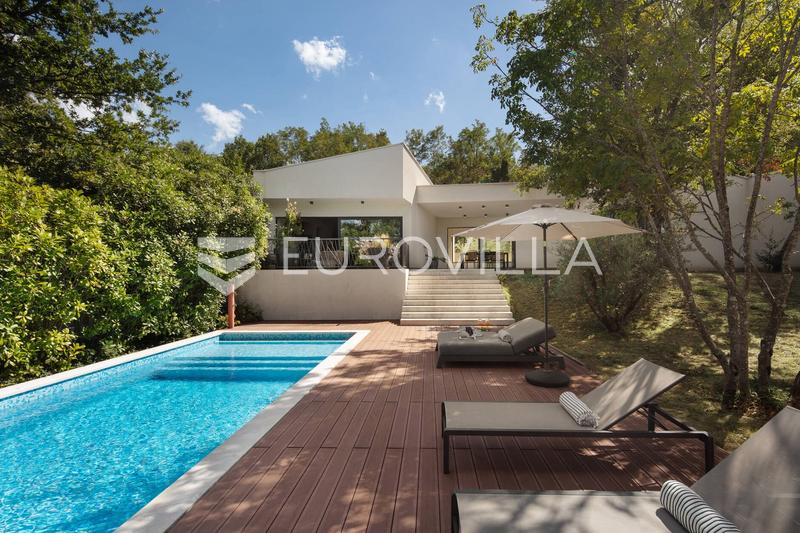 Isztria, Kršan, egyedi tervezésű villa saját 20 kW-os fotovoltaikus erőművel - 3