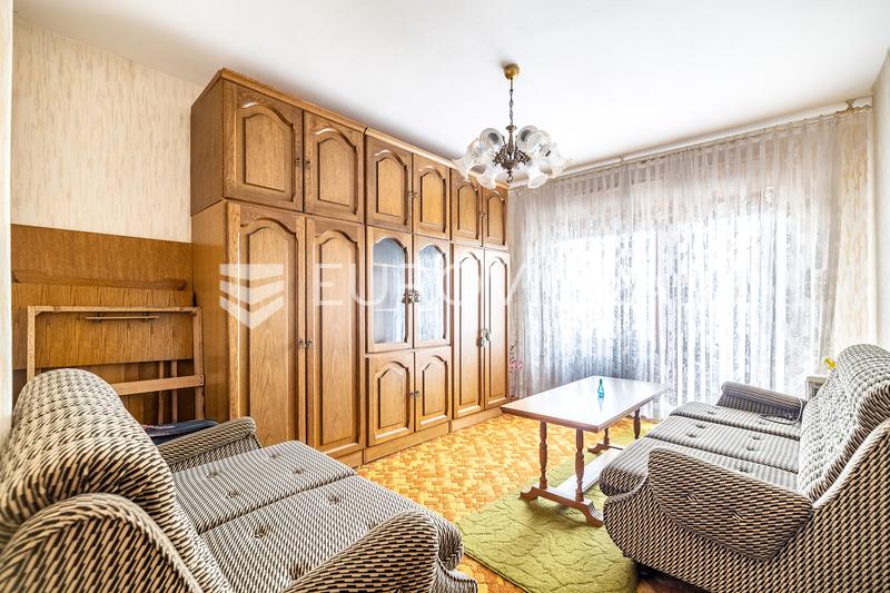 Zagreb, Gornja Dubrava, dvojna kuća površine 211,80 m² s garažom - 3
