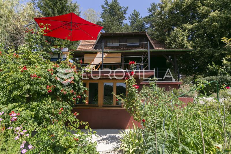 Velika Gorica,  jedinstvena kuća 100 m2