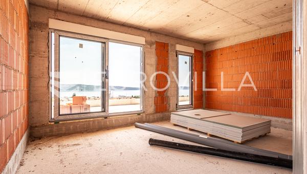 Kastel Sucurac, luksuriøs treværelses penthouselejlighed i en ny bygning, 113,76 m²