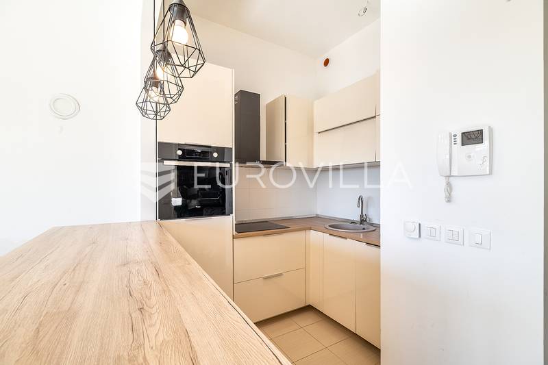 Zagreb, Bundek prekresan jednosoban stan 30 m² - 5